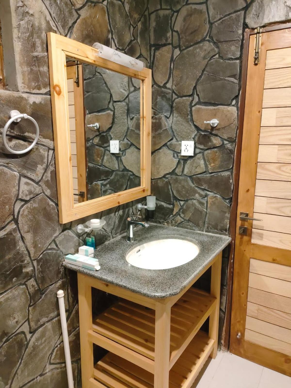 Dream Nest Resorts Skardu Exterior foto